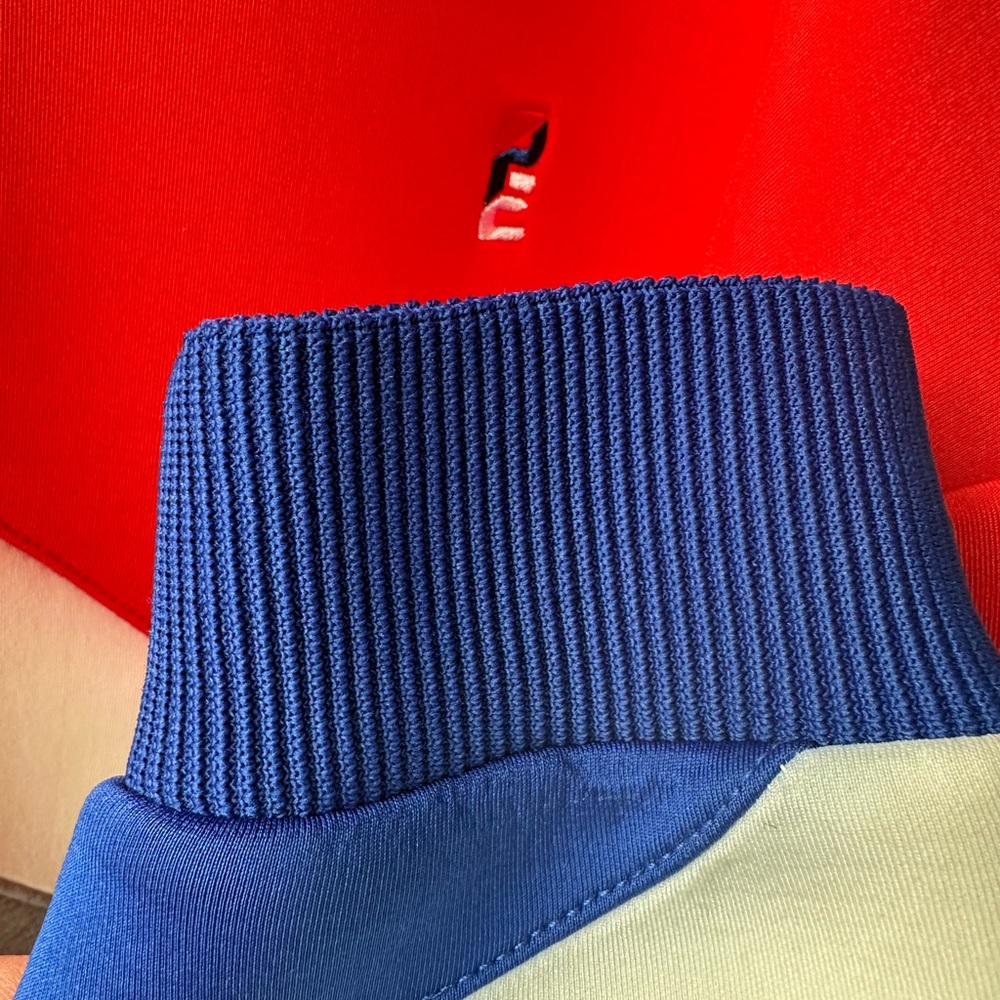 Slipstream Tri-Color Sweatershirt - Picture 6 of 6